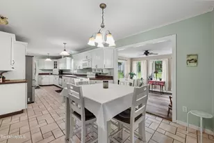 130 Franklin St, North Adams, MA 01247 - Photo 24