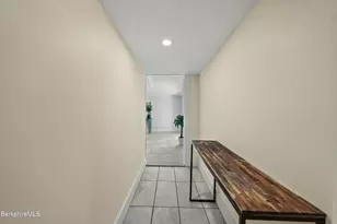 689 N Main St, Sheffield, MA 01257 - Photo 16