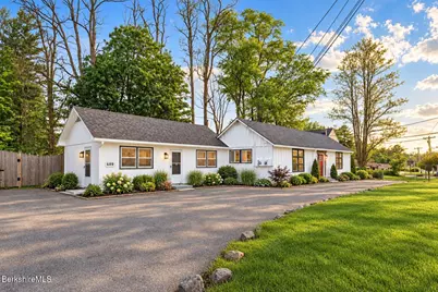 689 N Main St, Sheffield, MA 01257 - Photo 2