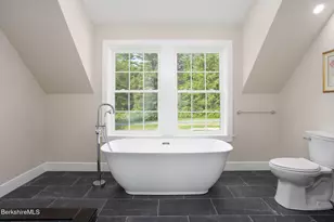 275 Division St, Great Barrington, MA 01230 - Photo 44