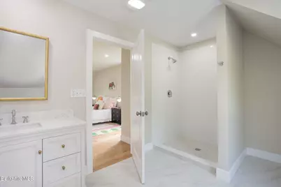 275 Division St, Great Barrington, MA 01230 - Photo 32