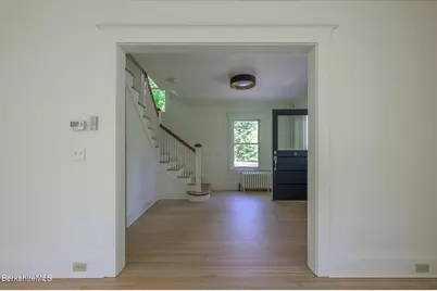 8 Oak St, Great Barrington, MA 01230 - Photo 8