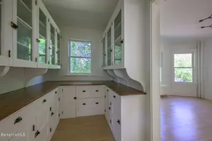 8 Oak St, Great Barrington, MA 01230 - Photo 16