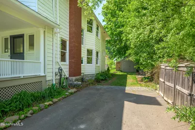 8 Oak St, Great Barrington, MA 01230 - Photo 44