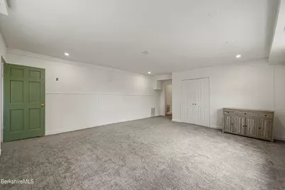 689 N Main St, Sheffield, MA 01257 - Photo 18