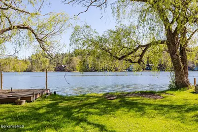 8 Heberts Cove, Monterey, MA 01245 - Photo 2
