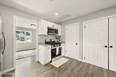 53 Tabar Ave, Lee, MA 01238 - Photo 10