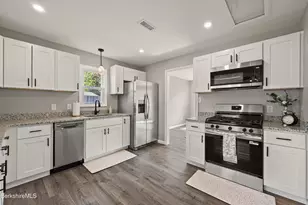 53 Tabar Ave, Lee, MA 01238 - Photo 8