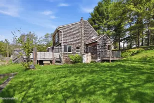 221 Ashmere Rd, Hinsdale, MA 01235 - Photo 32
