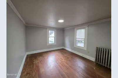 20 Crandall St, Adams, MA 01220 - Photo 18