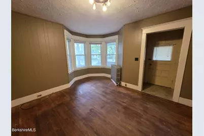 20 Crandall St, Adams, MA 01220 - Photo 2