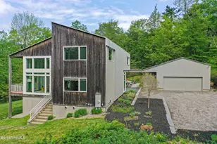 103 Longview Dr, Becket, MA 01223 - Photo 2