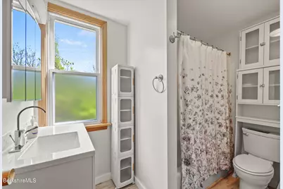 143-145 Newell St, Pittsfield, MA 01201 - Photo 18