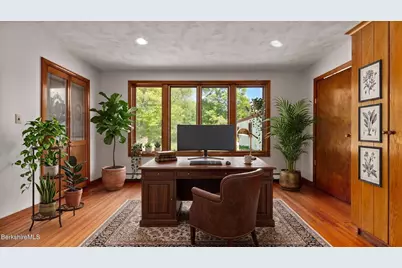 20 E Dugway Rd, Lenox, MA 01240 - Photo 24