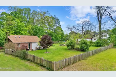 20 E Dugway Rd, Lenox, MA 01240 - Photo 52