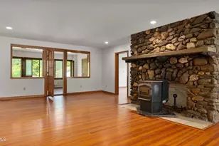 20 E Dugway Rd, Lenox, MA 01240 - Photo 20