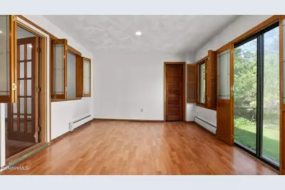 20 E Dugway Rd, Lenox, MA 01240 - Photo 22