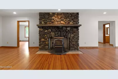 20 E Dugway Rd, Lenox, MA 01240 - Photo 22