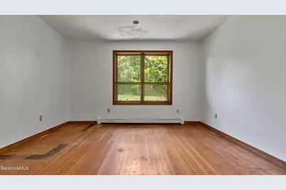 20 E Dugway Rd, Lenox, MA 01240 - Photo 26