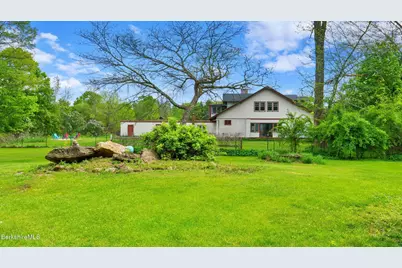 20 E Dugway Rd, Lenox, MA 01240 - Photo 46