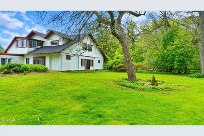 20 E Dugway Rd, Lenox, MA 01240 - Photo 2