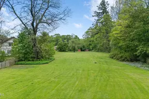 20 E Dugway Rd, Lenox, MA 01240 - Photo 70