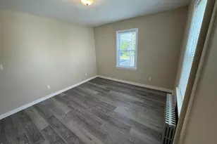 144 Parkside Ave, Pittsfield, MA 01201 - Photo 2