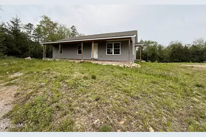 15 Haskell Rd, Peru, MA 01235 - Photo 2