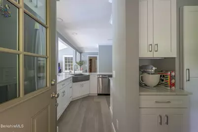 38 Crofut St, Pittsfield, MA 01201 - Photo 36