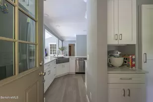 38 Crofut St, Pittsfield, MA 01201 - Photo 36