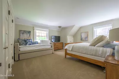 38 Crofut St, Pittsfield, MA 01201 - Photo 64