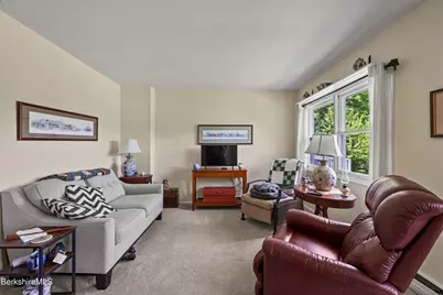 80-82 Prospect St, Lee, MA 01238 - Photo 14