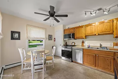 80-82 Prospect St, Lee, MA 01238 - Photo 10