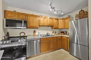 80-82 Prospect St, Lee, MA 01238 - Photo 12