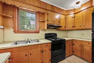 44 Stockbridge Ave, Dalton, MA 01226 - Photo 14