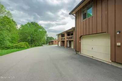 64 Churchill Crest, Pittsfield, MA 01201 - Photo 26
