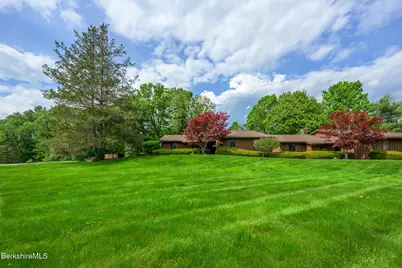 64 Churchill Crest, Pittsfield, MA 01201 - Photo 28