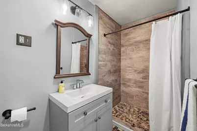 14 Charles St, North Adams, MA 01247 - Photo 28