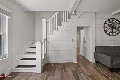 14 Charles St, North Adams, MA 01247 - Photo 20