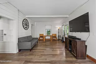 14 Charles St, North Adams, MA 01247 - Photo 10