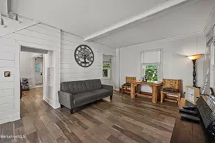 14 Charles St, North Adams, MA 01247 - Photo 8
