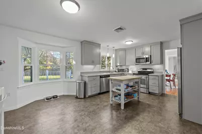 1345 Main St, Williamstown, MA 01267 - Photo 12