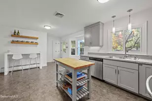 1345 Main St, Williamstown, MA 01267 - Photo 16