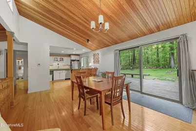 1862 Home Rd, Sheffield, MA 01257 - Photo 12