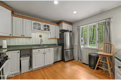1862 Home Rd, Sheffield, MA 01257 - Photo 16