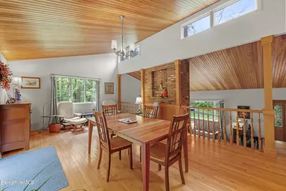 1862 Home Rd, Sheffield, MA 01257 - Photo 10