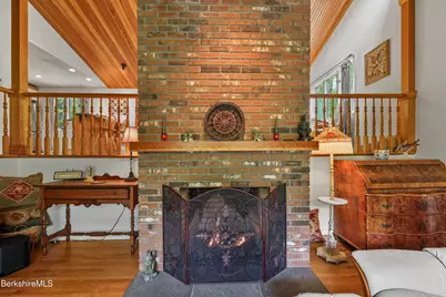 1862 Home Rd, Sheffield, MA 01257 - Photo 8