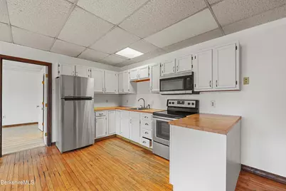 55 Crystal St #8, Lenox, MA 01240 - Photo 8