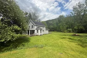 352 W Shaft Rd, North Adams, MA 01247 - Photo 16