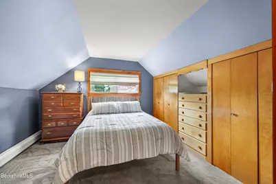 8 Richmond St, Adams, MA 01220 - Photo 42